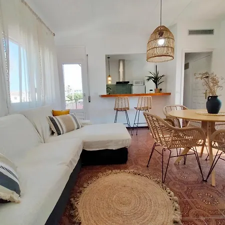 Gorgot P1 D Con Terraza Y Piscina Comunitaria Cerca De La Playa Empuriabrava